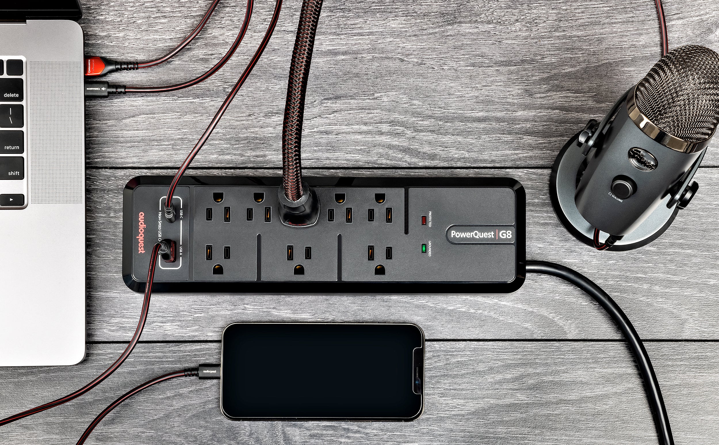 AudioQuest PowerQuest G8 8-Outlet Surge Protector with USB-A & USB-C Charging Ports - Image 4